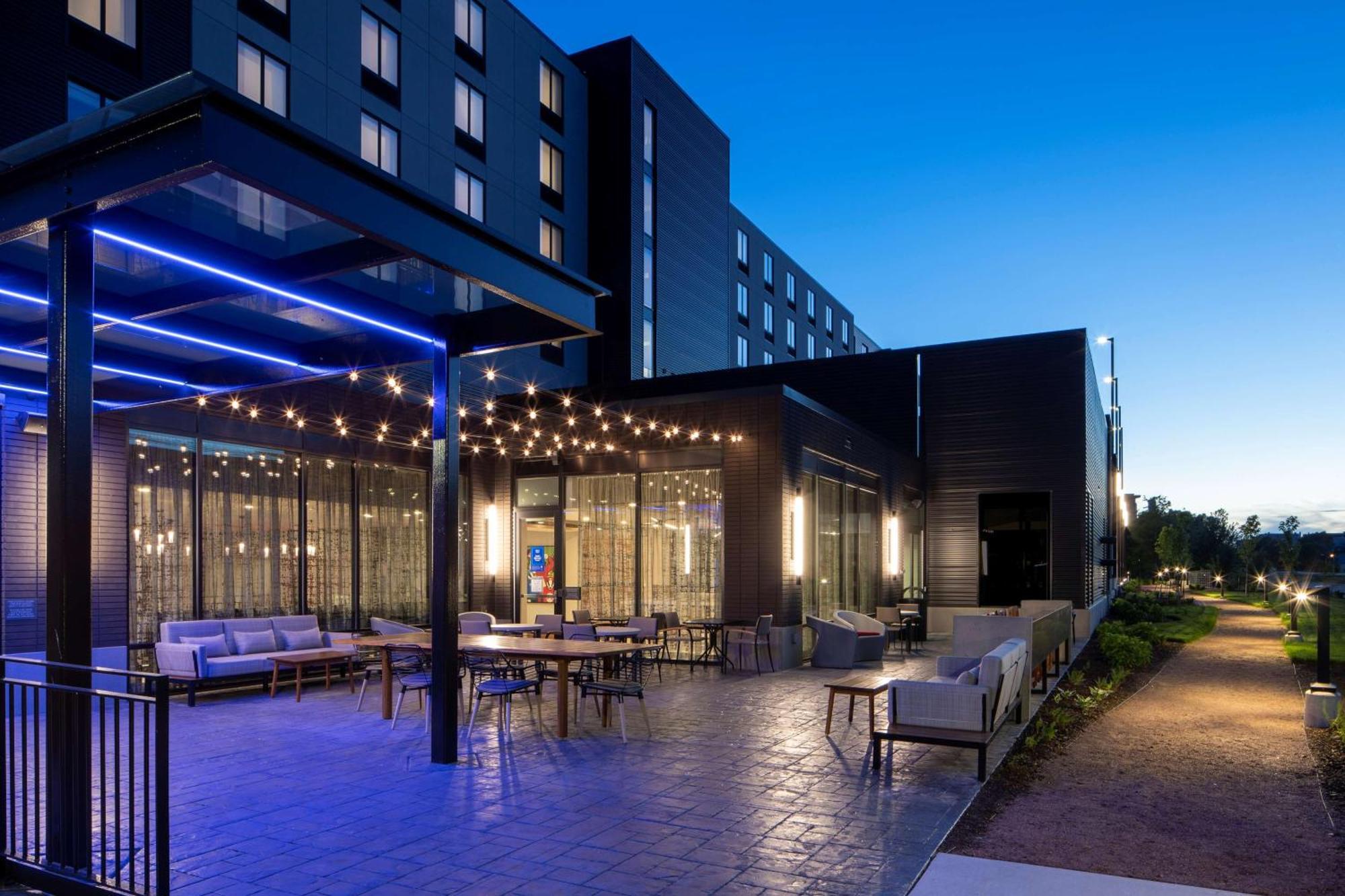 Hilton Garden Inn Madison Downtown, Wi Екстер'єр фото