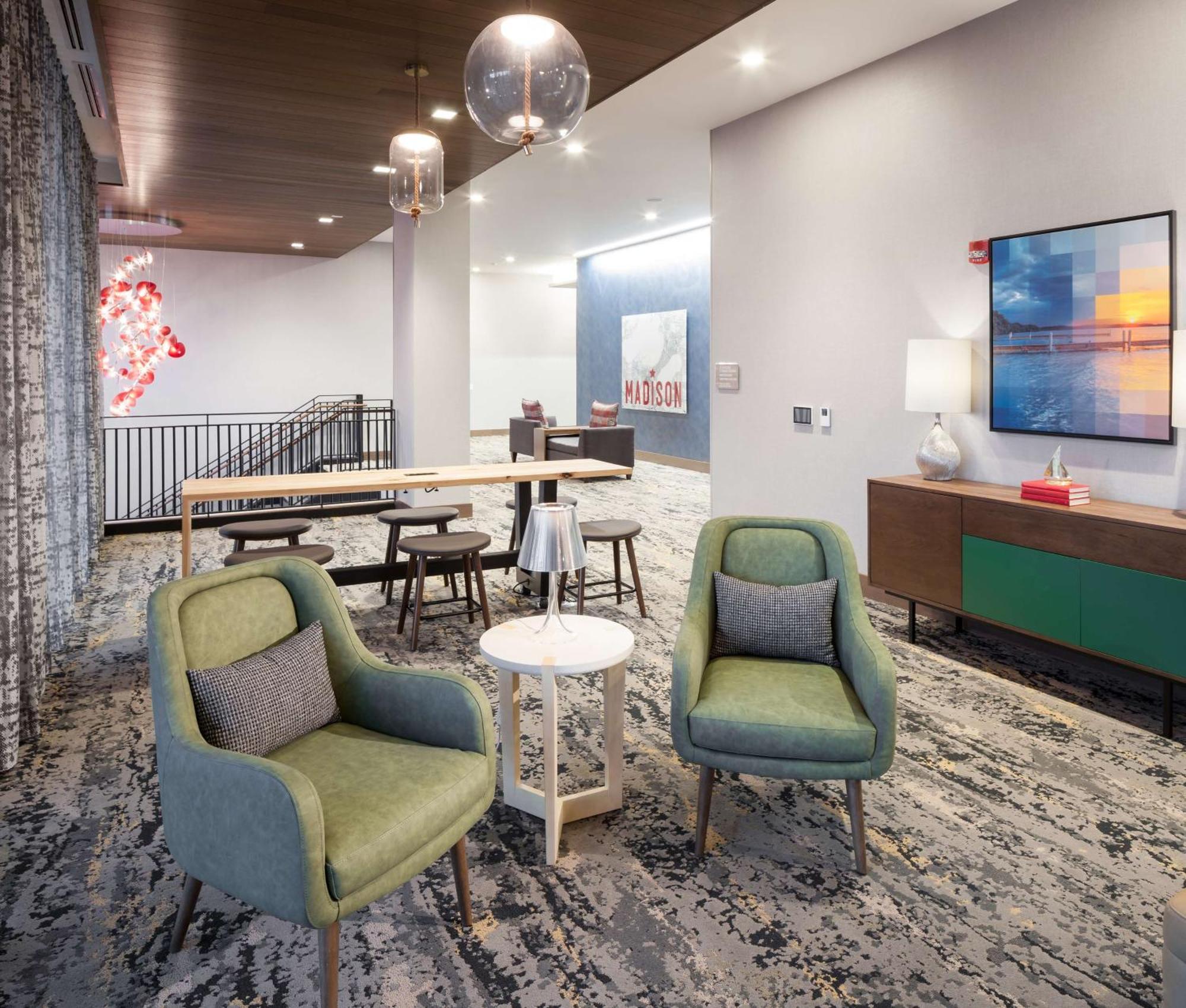 Hilton Garden Inn Madison Downtown, Wi Екстер'єр фото