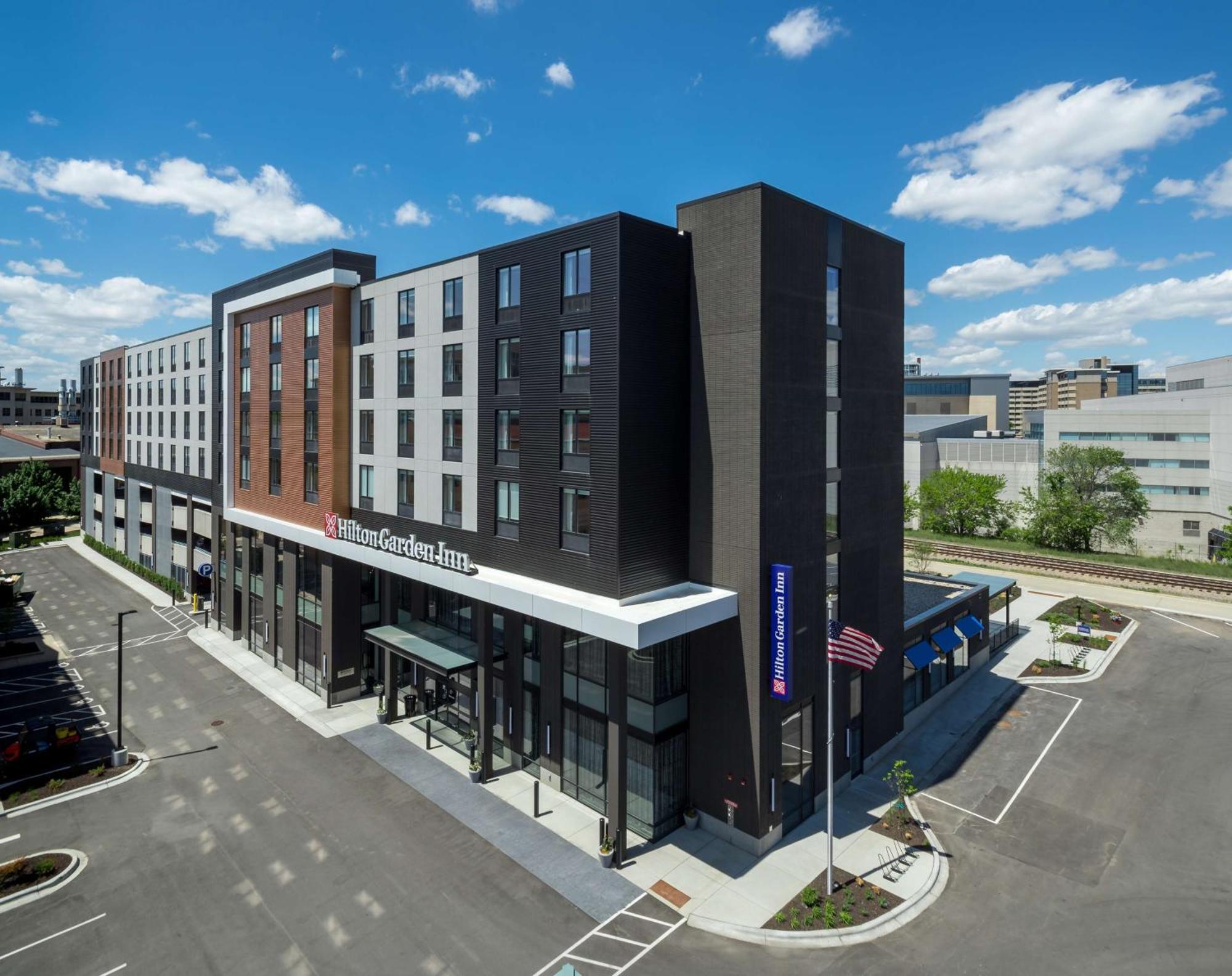 Hilton Garden Inn Madison Downtown, Wi Екстер'єр фото